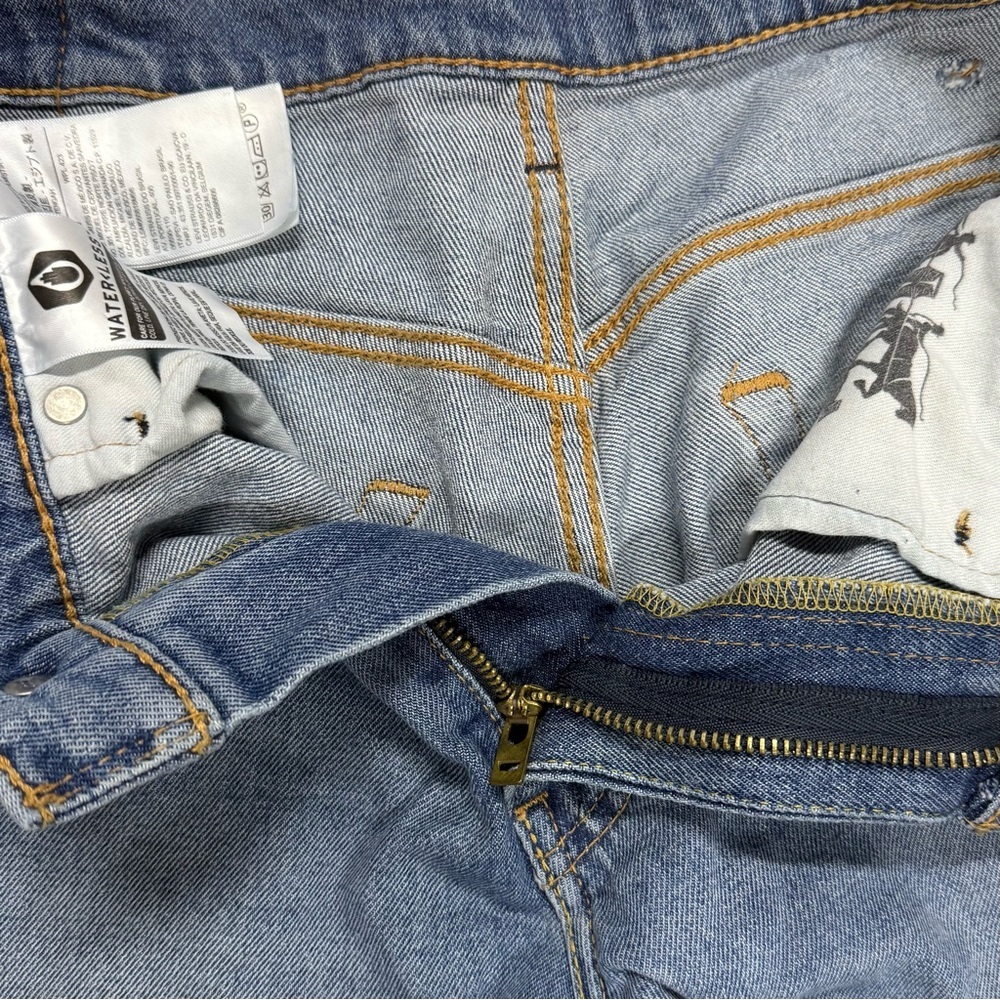 Levi's Medium Wash Straight Blue Jeans Men’s Size 30x30​ - Picture 7 of 7